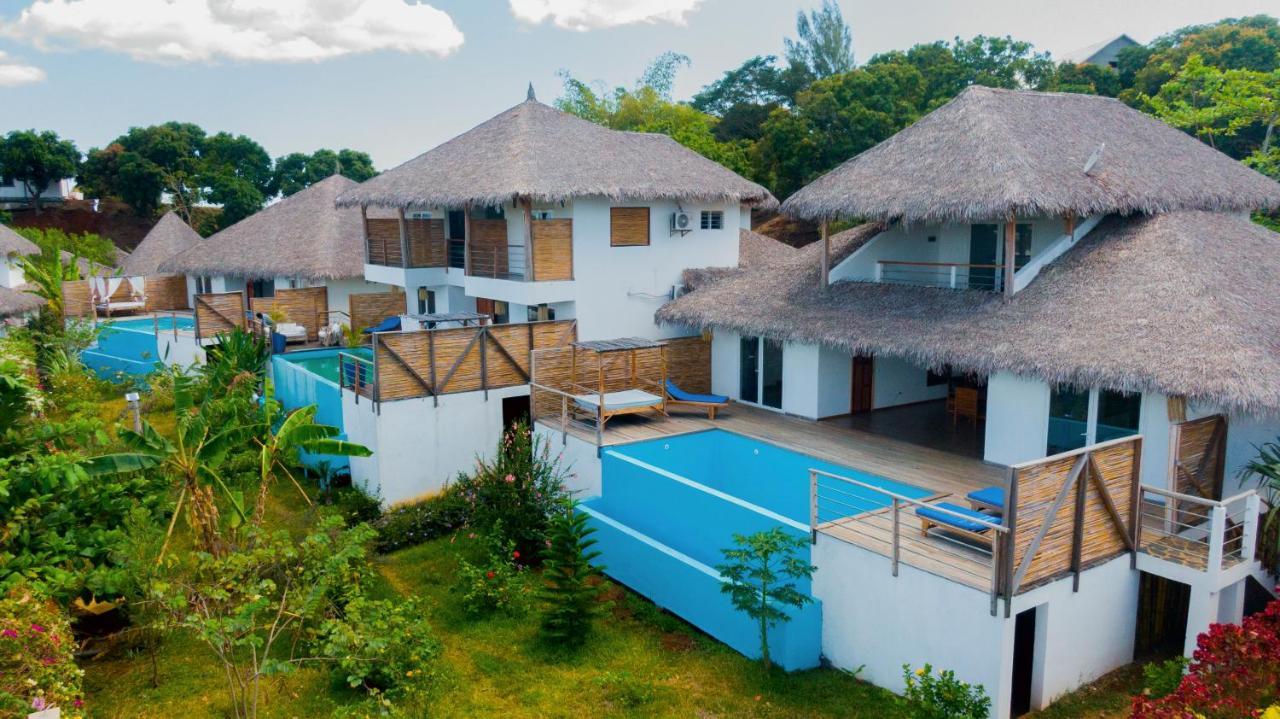 Tiako Villas Ambondrona  Exteriör bild